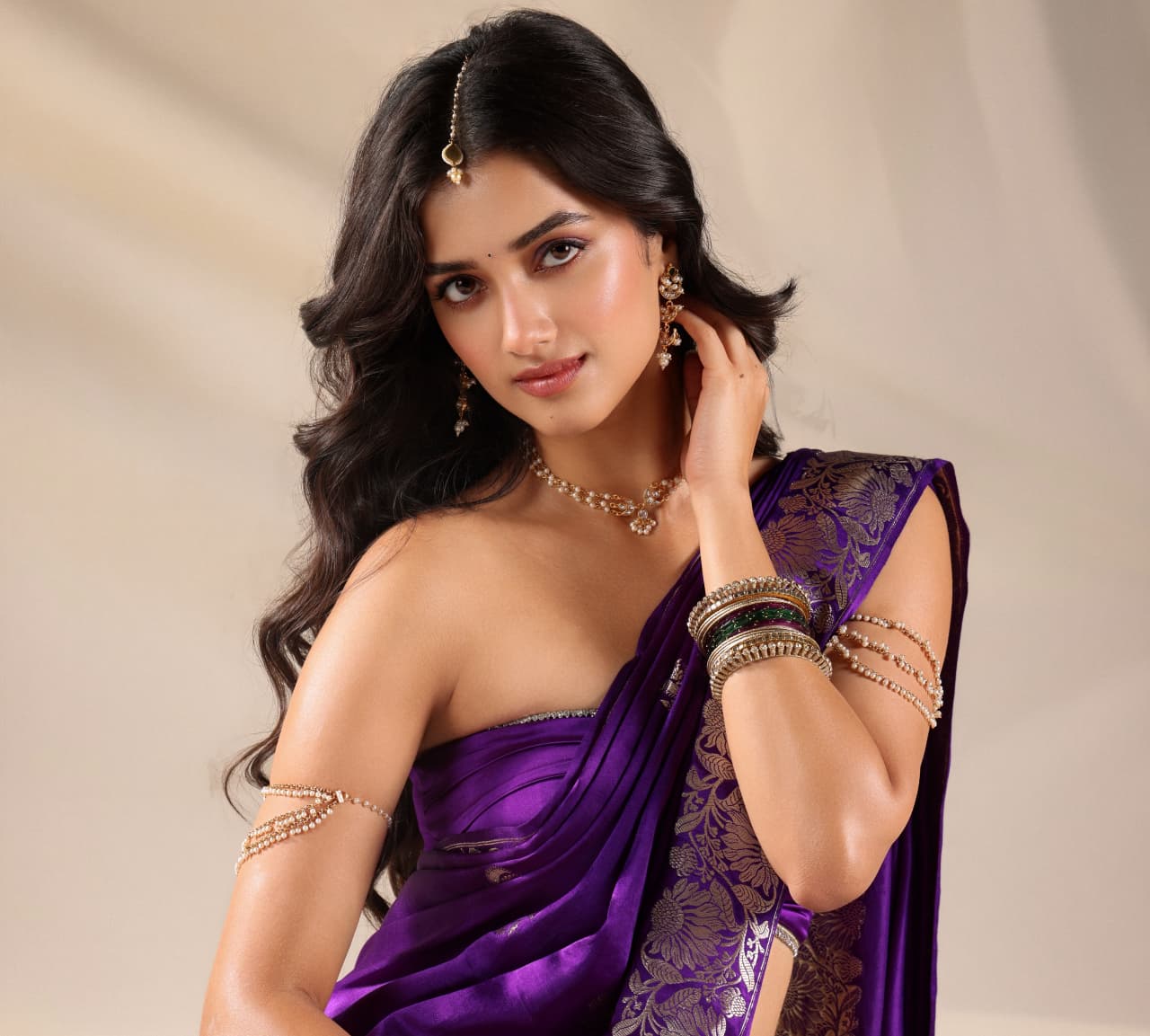 ఐదు సినిమాలు చేసినా హిట్ లేదు ఐదు సినిమాలు చేసినా హిట్ లేదు