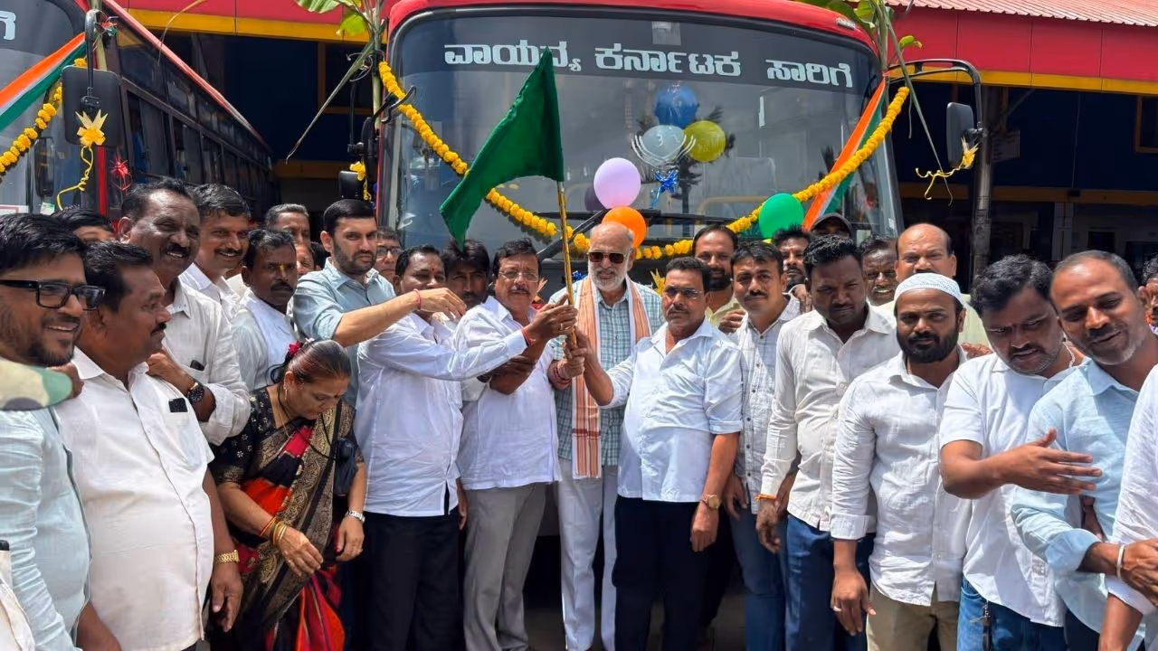 ಮುಂಡಗೋಡು ನಿಲ್ದಾಣದಿಂದ ಸವದತ್ತಿ ಮುಂಡಗೋಡು ನಿಲ್ದಾಣದಿಂದ ಸವದತ್ತಿ