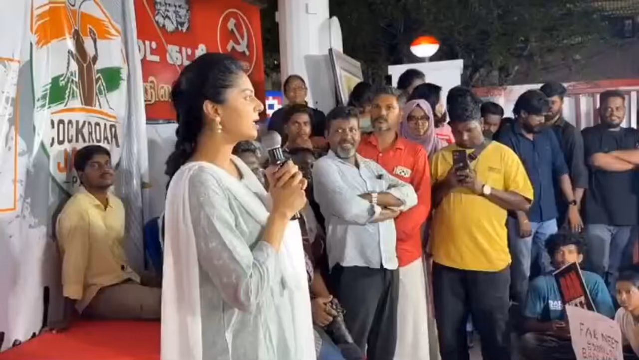 Mic Snatched From Sanam Shetty During NEET Protest Mic Snatched From Sanam Shetty During NEET Protest