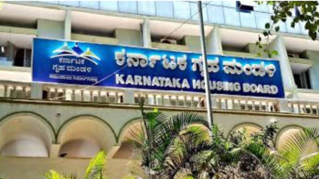 ನಿರಾಳರಾದ ರೈತರು ನಿರಾಳರಾದ ರೈತರು
