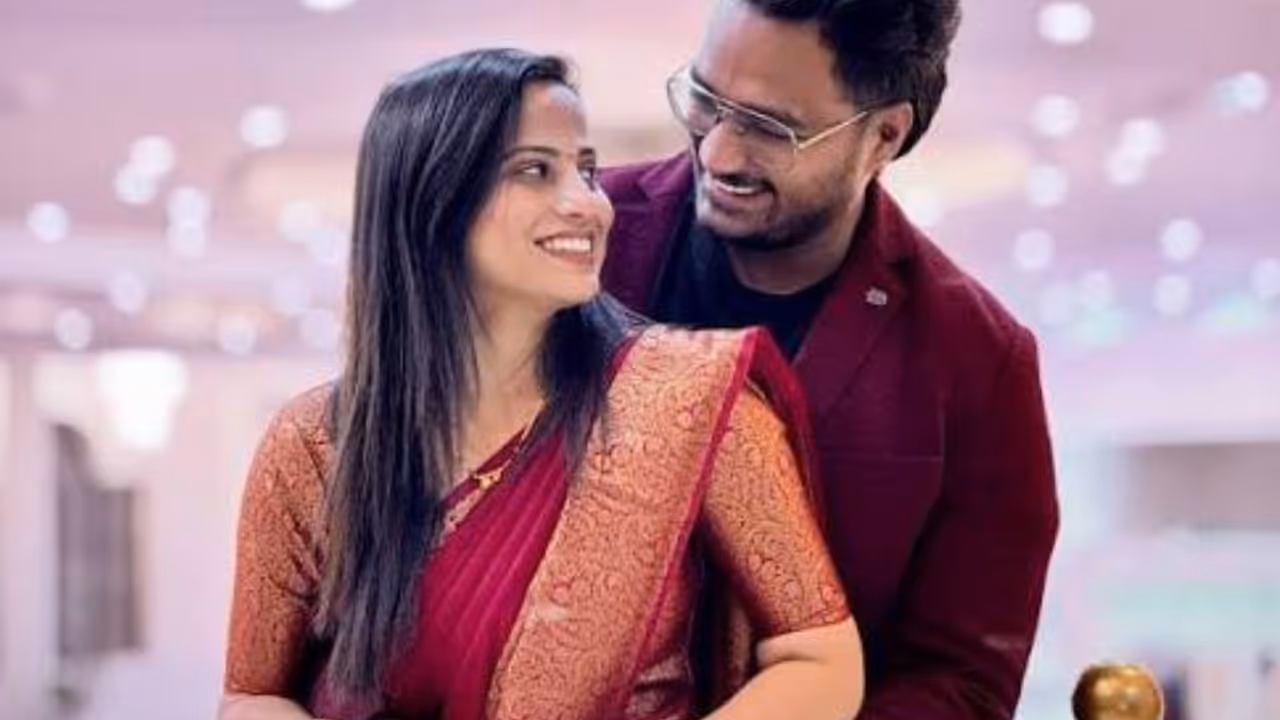 ಈ ಸಮಯದಲ್ಲಿ ನಾವೇ ತಲೆ ಬಗ್ಗಿಸೋಣ ಈ ಸಮಯದಲ್ಲಿ ನಾವೇ ತಲೆ ಬಗ್ಗಿಸೋಣ