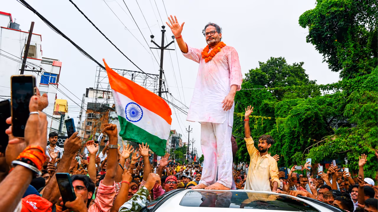 అభ్యర్థిగా ప్రశాంత్ కిశోర్ బరిలోకి దిగడం అభ్యర్థిగా ప్రశాంత్ కిశోర్ బరిలోకి దిగడం