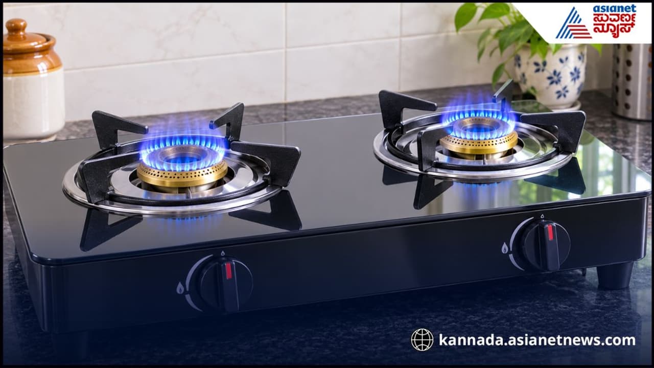 ನೀಲಿ ಬಣ್ಣ ನೀಲಿ ಬಣ್ಣ