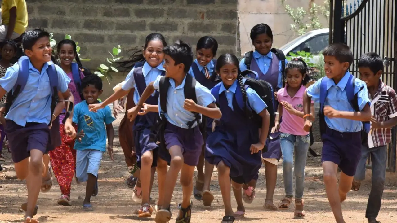 விநாயகர் சதுர்த்தி; 3 நாட்கள் தொடர் விடுமுறை விநாயகர் சதுர்த்தி; 3 நாட்கள் தொடர் விடுமுறை