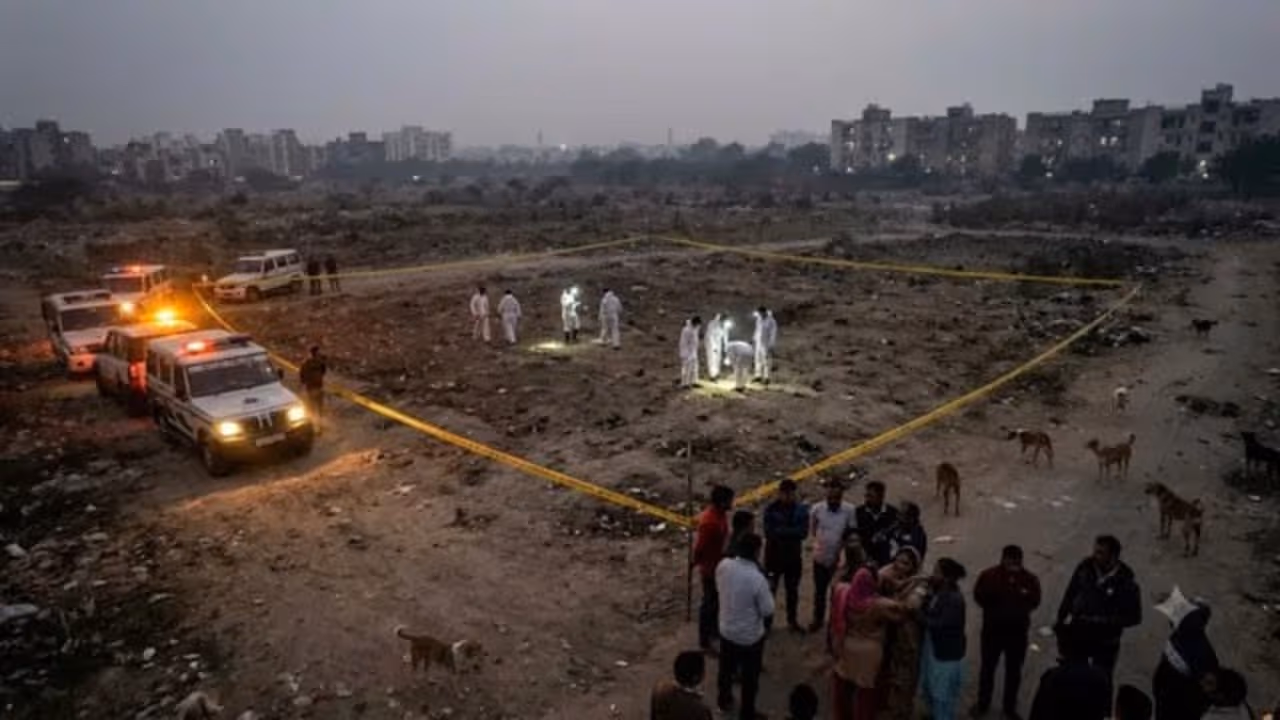 स्वरूप नगर में किशोरी से गैंगरेप के बाद हत्या, कुत्तों ने नोचा शव स्वरूप नगर में किशोरी से गैंगरेप के बाद हत्या, कुत्तों ने नोचा शव