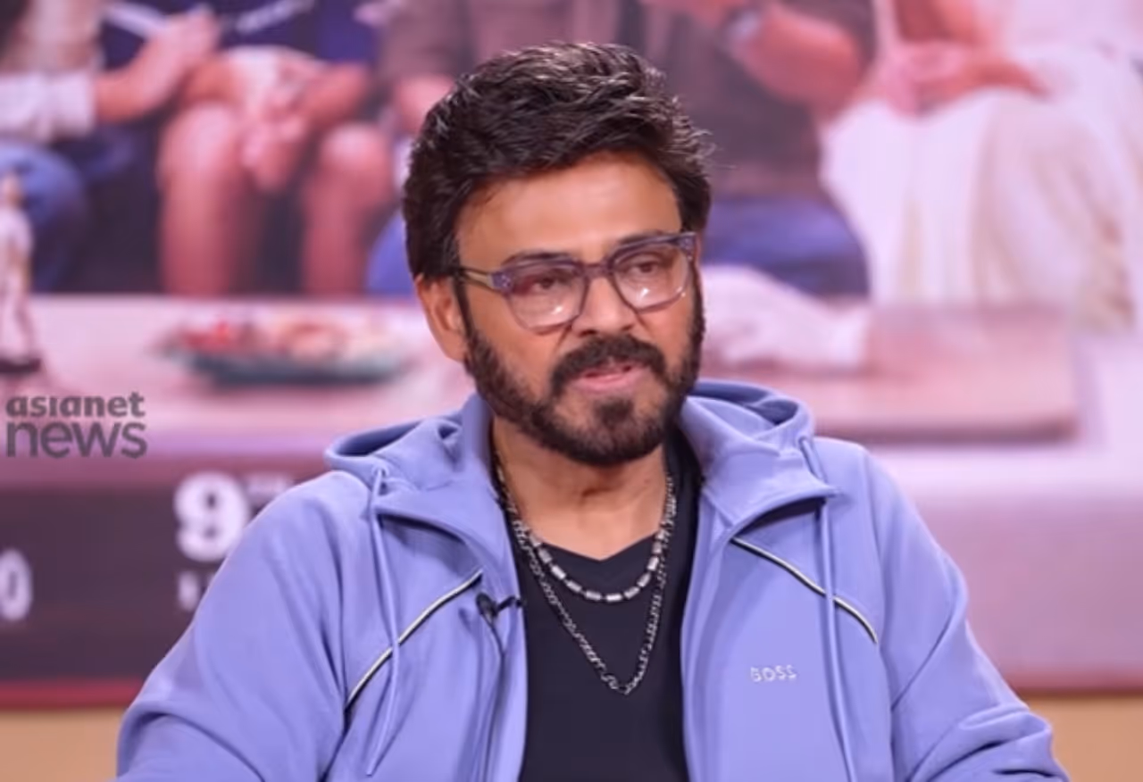 ఆదర్శ కుటుంబంతో రాబోతున్న వెంకటేష్ ఆదర్శ కుటుంబంతో రాబోతున్న వెంకటేష్