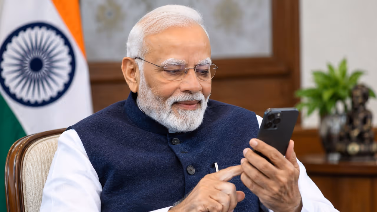 నరేంద్రమోదీ కాలర్ ట్యూన్ నరేంద్రమోదీ కాలర్ ట్యూన్