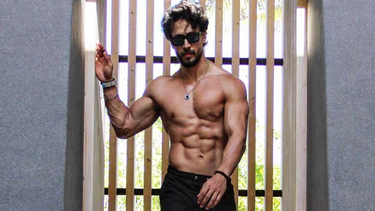 ಟೈಗರ್ ಶ್ರಾಫ್ನಂತೆ ಮಸಲ್ಸ್ ಬೆಳೆಸುವುದು ಹೇಗೆ? ಟೈಗರ್ ಶ್ರಾಫ್ನಂತೆ ಮಸಲ್ಸ್ ಬೆಳೆಸುವುದು ಹೇಗೆ?