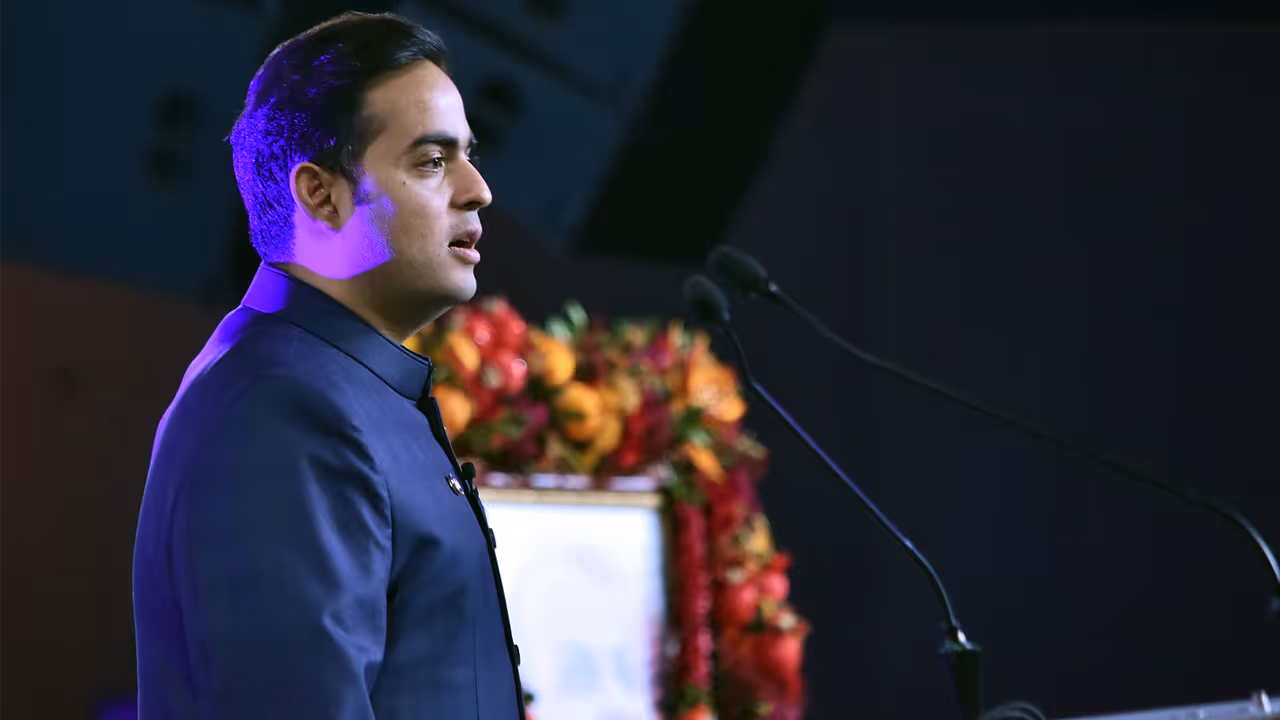 Jio Platforms Lists After Blockbuster IPO; Akash Ambani Vows Global Push Jio Platforms Lists After Blockbuster IPO; Akash Ambani Vows Global Push