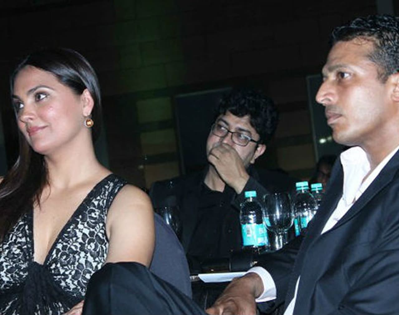 दो अलग अलग फील्ड से लारा भूपति दो अलग अलग फील्ड से लारा भूपति