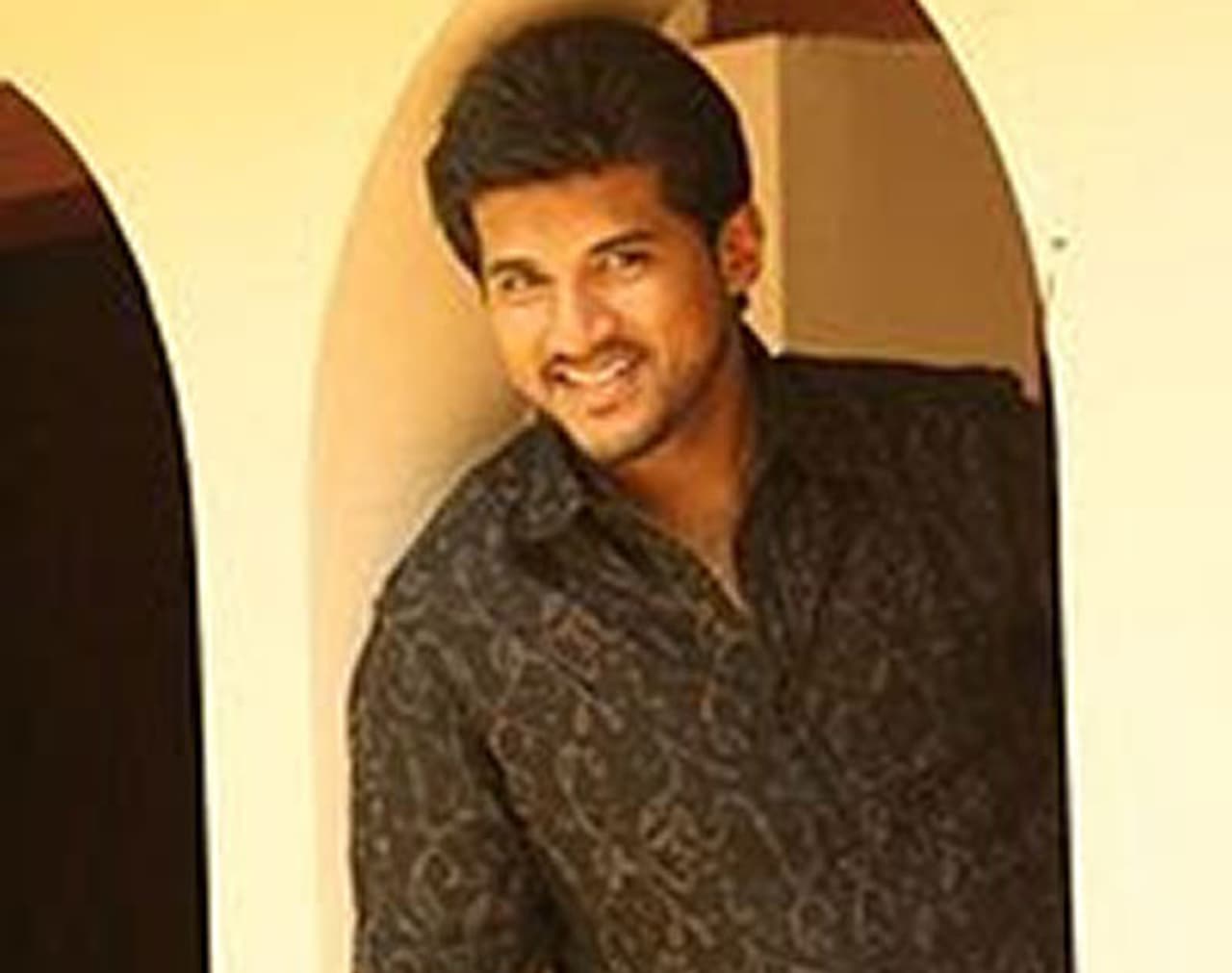 <p>மலையாளத்தில் வெளியான திரைப்படமான, "மில்லினியம் ஸ்டார்ஸ்" என்கிற படத்தின் மூலம் பாடகராக அறிமுகமானவர் விஜய் யேசுதாஸ்.<br /> </p> <p>மலையாளத்தில் வெளியான திரைப்படமான, "மில்லினியம் ஸ்டார்ஸ்" என்கிற படத்தின் மூலம் பாடகராக அறிமுகமானவர் விஜய் யேசுதாஸ்.<br /> </p>