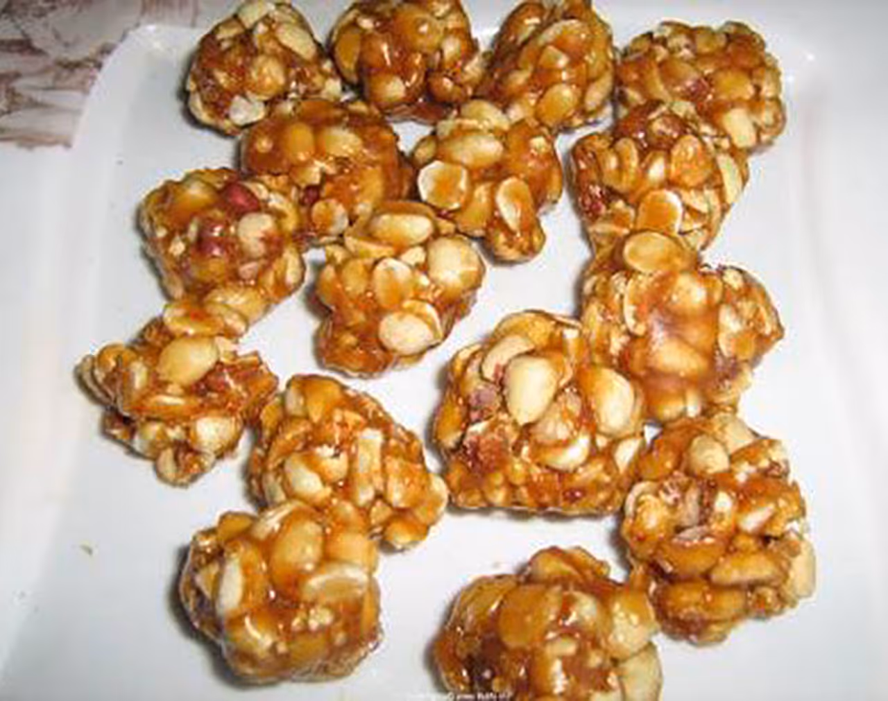 పల్లీ పట్టి 