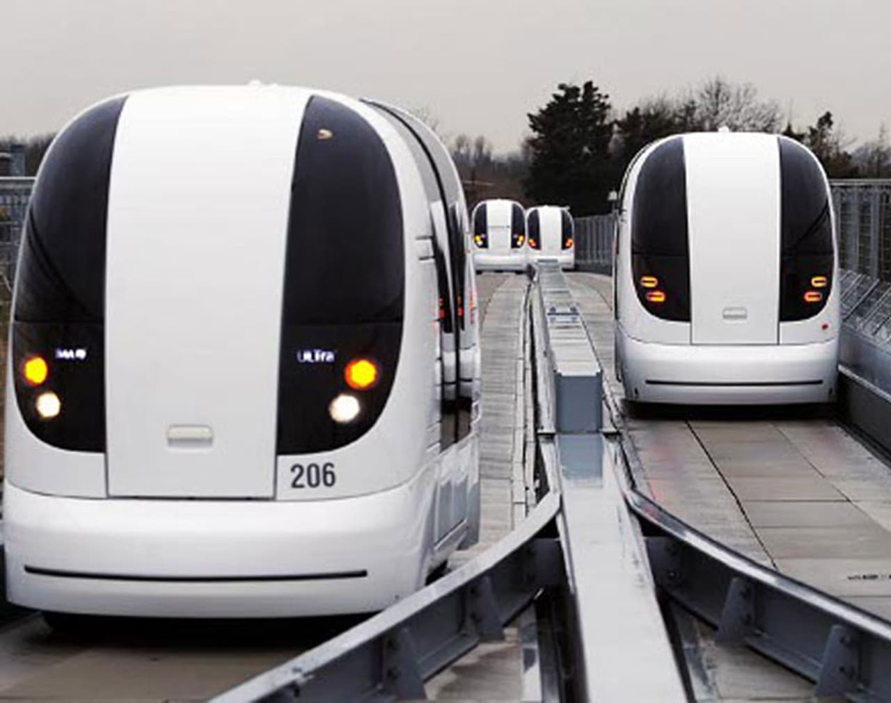 India's First Driverless Pod Taxi India's First Driverless Pod Taxi