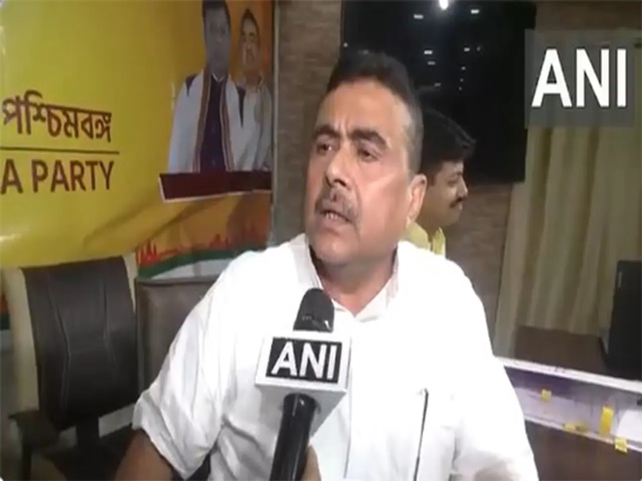 কসবা নিয়ে শুভেন্দুর হুঁশিয়ারি কসবা নিয়ে শুভেন্দুর হুঁশিয়ারি