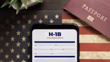 $100,000 H-1B Visa Shock: How Trump’s Policy Could Disrupt India’s $285B IT Empire