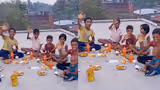 ಕೆನಡಾದಿಂದ ಬಂದ ಹಣ… ಪುಟ್ಟ ಬಾಲಕ ಮಾಡಿದ್ದೇನು ಗೊತ್ತಾ? ಗೆಳೆಯರಿಗಾಗಿ ಮಾಡಿದ ಕೆಲಸಕ್ಕೆ ಭಾರೀ ಮೆಚ್ಚುಗೆ!