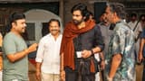 ఎన్టీఆర్‌, ఎంజీఆర్‌ జీవితాలను పవన్‌ కళ్యాణ్‌ పాత్రకి ముడిపెట్టిన `హరిహర వీరమల్లు` దర్శకుడు.. ఏం చేశాడంటే?