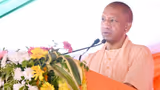 UP News: CM योगी आदित्यनाथ की शिक्षामित्रों को सलाह, बच्चों को प्यार से पढ़ाएं और स्कूल तक लाएं
