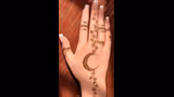 ईद के लिए मेहंदी डिजाइन, 10 मिनट में लगाएं 7 Chand Minimal Mehndi