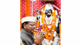 Chaitra Navratri: CM Dhami prays at Maa Kalika Temple for prosperity