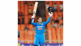 Smriti Mandhana 28 runs away from joining Mithali Raj in 10k club