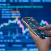 AI Layoffs, Real Estate Stress & Global Crash: Why Robert Kiyosaki Says It's 'Best Time to Get Rich'