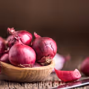 8 amazing benefits of eating raw Onion on empty stomach