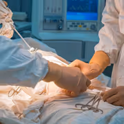 స‌ర్జ‌రీకి ముందు ఏం తినొద్ద‌ని డాక్ట‌ర్లు ఎందుకు చెప్తారో తెలుసా.?