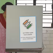 Kerala Govt Objects to SIR Exercise Citing Local Body Polls, HC Asks State to Move SC