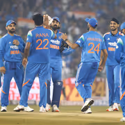 IND vs SA, 2nd ODI: India Bowlers Slammed for 'Hopeless' Performance as 359-Run Target Goes Down