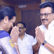 தேமுதிக முடிவால் மொத்தமாக மாறும் தேர்தல் களம்.! காங்கிரசுடன் சேர்ந்து வெளியேறுகிறதா கம்யூனிஸ்டுள்.?!