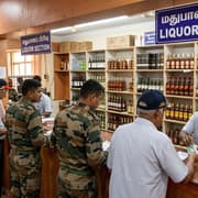ஜவான்களின் ரகசிய ‘பார்’! ₹1500 பாட்டில் CSD-யில் ₹500-க்கு... மது மாயாஜாலத்தின் உண்மைக் கதை..!