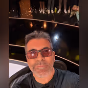 Simon Cowell apologises for being 'too far' on 'American Idol'