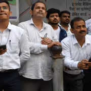 Indian Markets Open Weak As FII Selling, Earnings, US Trade Deal Concerns Keep Investors On Edge; Bajaj Twins Tumble, IEX Rebounds