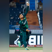 Pakistan clinches T20I Tri-Series 2025 with 6-wicket win over SL