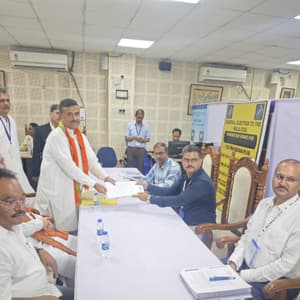 Dual Seat Election Battle: শুভেন্দু অধিকারী একা নন, এবারের ভোটে দুটি আসন থেকে লড়ছেন যারা