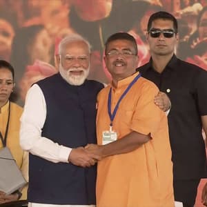 Suvendu Adhikari: কাউন্সিলর থেকে মুখ্যমন্ত্রী, শুভেন্দু অধিকারী সম্পর্কে ১০ তথ্য না জানলেই নয়