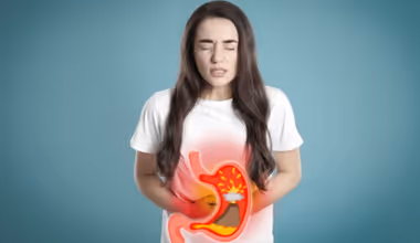Instant Acidity Relief: சாப்பிட்டதும் நெஞ்சில் எரிகிறதா? அசிடிட்டியை விரட்டும் 5 நிமிட வீட்டு வைத்தியம்!