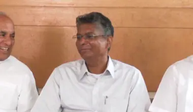 ಸಿದ್ದು ಭೇಟಿಯಾದ ಜಾರಕಿಹೊಳಿ : ಕುತೂಹಲ