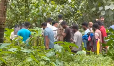 ಧರ್ಮಸ್ಥಳ ಸಮಾಧಿ ಪ್ರಕರಣ: ಲಕ್ಷ್ಮಿ ಹೆಸರಿನ ಪಾನ್ ಕಾರ್ಡ್, ಎಟಿಎಂ ಕಾರ್ಡ್ ಪತ್ತೆ!