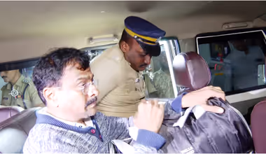 തിരുവിതാംകൂര്‍ ദേവസ്വം ബോര്‍ഡിന് ഗുരുതര വീഴ്ച; 'പ്രായശ്ചിത്തമായി' ഗോവര്‍ധൻ സമര്‍പ്പിച്ച മാലയും കണക്കിൽപ്പെടുത്തിയില്ല