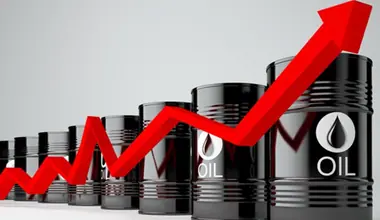 'എണ്ണവില ഇനി ഉയരും', ഒരു കപ്പൽ പോലും ഹോർമുസ് കടലിടുക്കിലൂടെ കടത്തി വിടില്ലെന്ന് ഇറാൻ