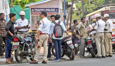 Today’s News in Bengali Live: সন্ধে ৬টা থেকে সকাল ৬টা-রাজ্যে বাইক চলাচলে নিষেধাজ্ঞা কমিশনের, জারি হাই অ্যালার্ট