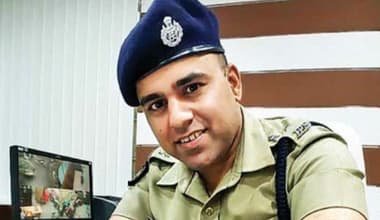 ভোটের মুখে রাজ্য পুলিশে রদবদল, বিধাননগর পুলিশ কমিশনারকে সরিয়ে দিল নির্বাচন কমিশন