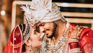 Wedding Photos: एक्ट्रेस ने बिजनेसमैन की अरेंज मैरिज, शाही शादी की तस्वीरें हुईं वायरल