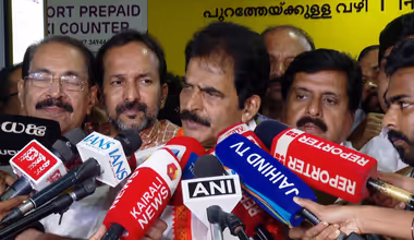 `ഒരുപാട് പിച്ചി ചീന്തിയില്ലേ?'; വൈകാരിക പ്രതികരണവുമായി കെസി വേണുഗോപാല്‍, രമേശ് ചെന്നിത്തലയെ സന്ദര്‍ശിച്ചേക്കും