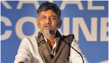 ದಿಲ್ಲಿಯತ್ತ ಕಿವಿಗೊಟ್ಟ ಕೈ ನಾಯಕರು