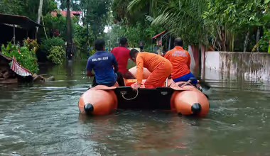 മഴക്കെടുതി: സംസ്ഥാനത്ത് 25 പേർക്ക് ജീവൻ നഷ്ടപ്പെട്ടു, 52 വീടുകൾ പൂർണമായി തകർന്നു, കണക്ക് പുറത്ത് വിട്ട് സർക്കാർ