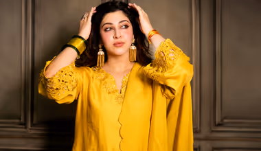 Tv की पार्वती येलो सूट में लगी अप्सरा जैसी, 10 Photos में देखें सोनारिका भदौरिया का अंदाज