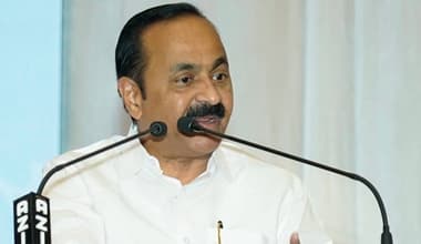 ലൈഫ് പദ്ധതി തുടരും, ഭവനരഹിതരില്ലാത്ത കേരളമാണ് ലക്ഷ്യമെന്ന് മുഖ്യമന്ത്രി; 'മത്സ്യത്തൊഴിലാളികൾക്കായി  പ്രത്യേക ഭവനപദ്ധതി നടപ്പാക്കും'